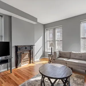 https://villa-amazing-recently-rehabbed-stl-unit-in-prime.saint-louishotels.com